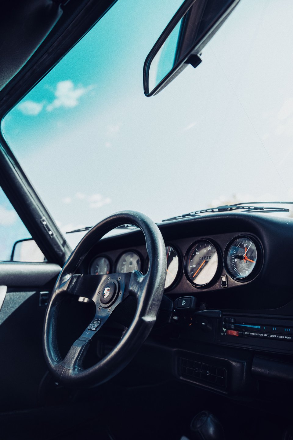 1974 Porsche 911 thumbnail 114