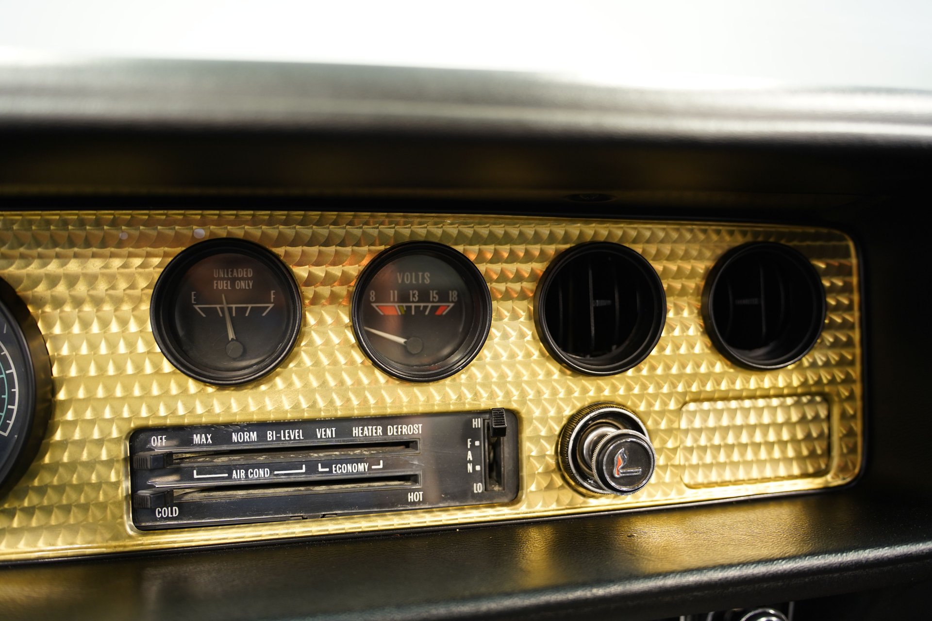 1977 Pontiac Firebird Trans Am Y82 SE thumbnail 10