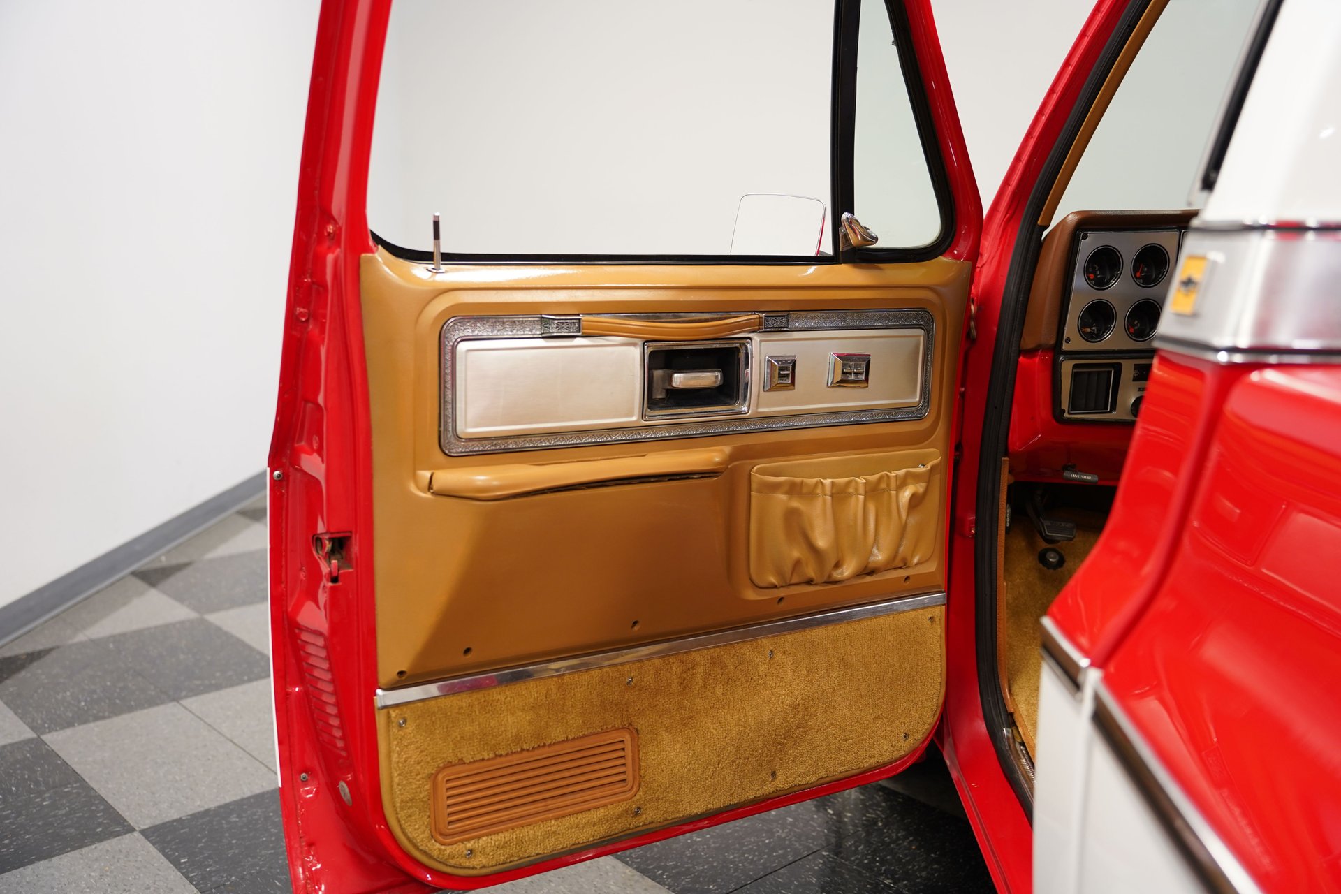 1979 Chevrolet C10 454 Big 10 thumbnail 3