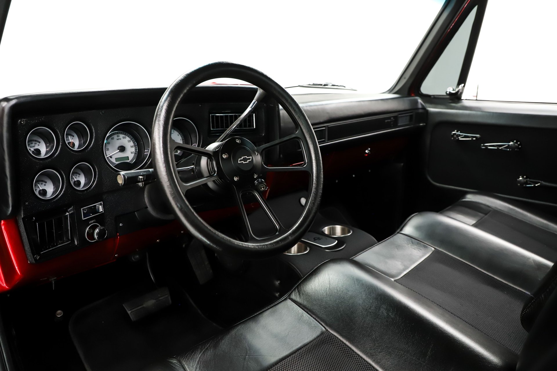1983 Chevrolet C10 thumbnail 2